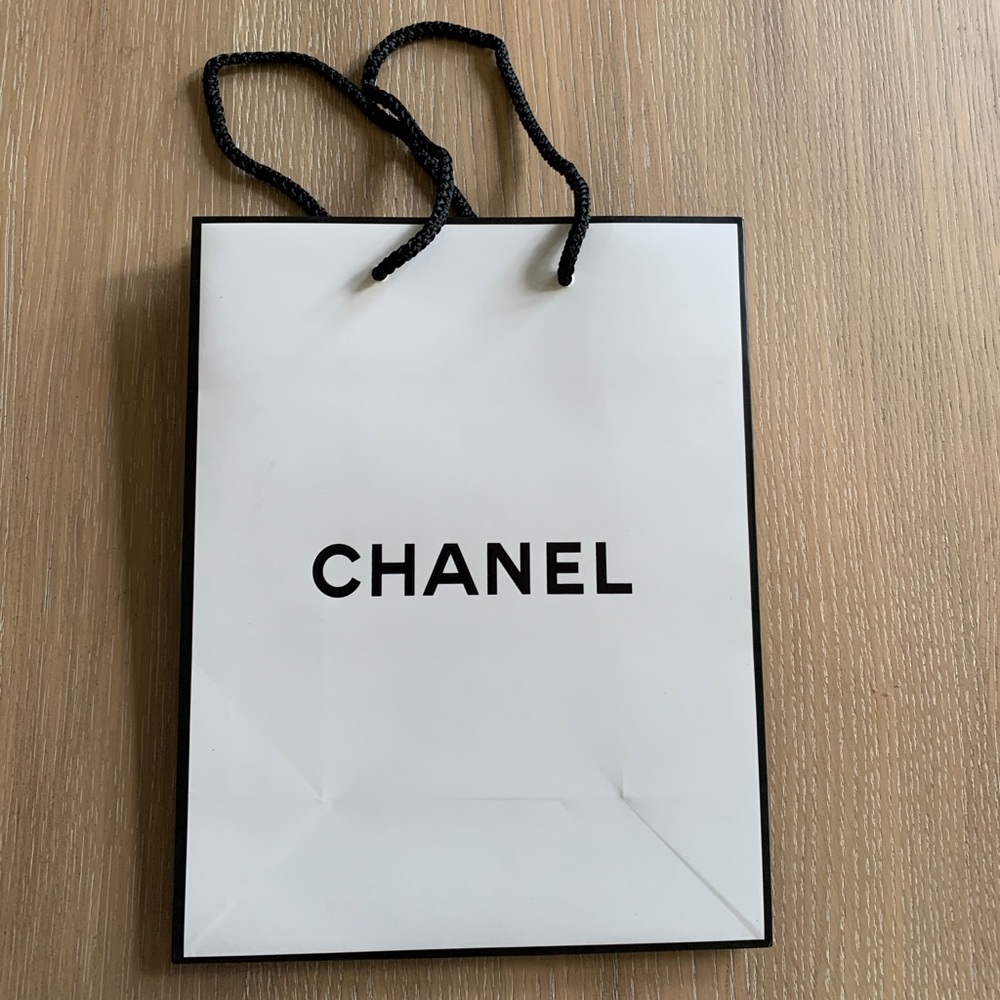 Chanel shopping bag